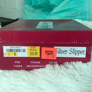 Girls size 1 dress shoe